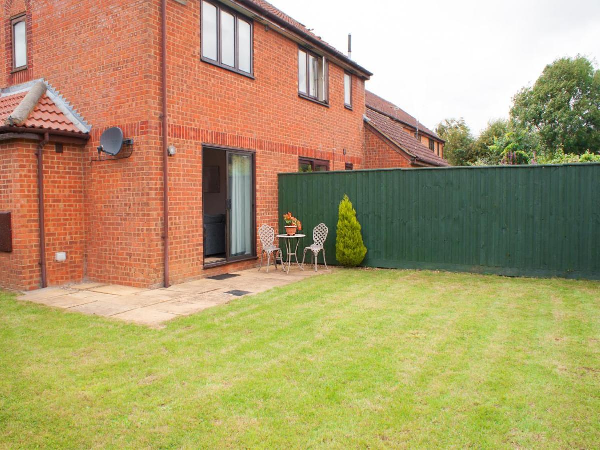 Villa East Midland House Free Private Parking Fast Wifi Smart Tv With Garden Kettering Exterior foto